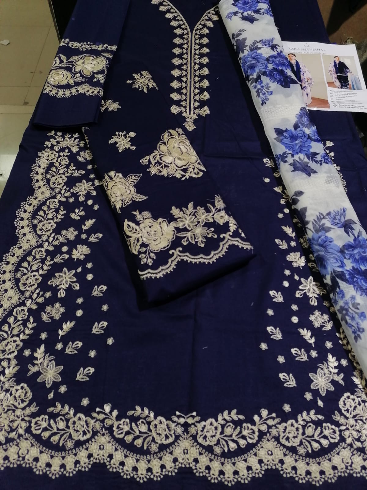 Zara Shahjahan 3PC Lawn Collection ✨ Article 004